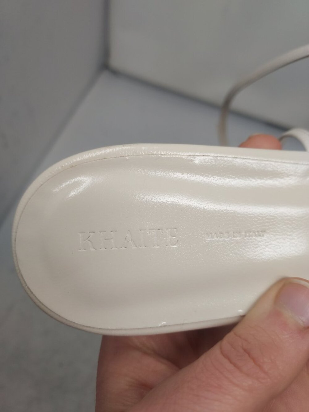 Khaite White Flat Loop Flat Sandal - Picture 7 of 10